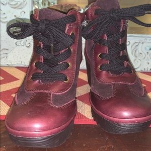 NWT FLY LONDON YASM boots